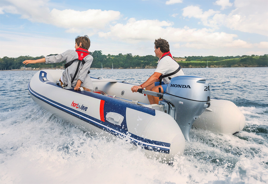 ponton honWave i silnik zaburtowy Honda w zestawie promocyjnym