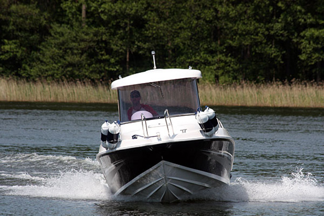 M 550 PILOTHOUSE